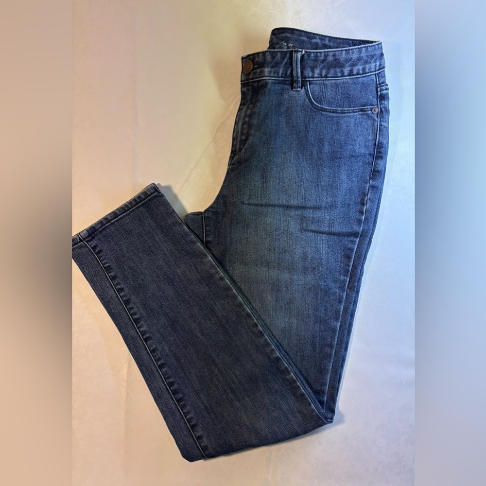EUC Jeans: Natural Fit, Slim Leg, Lower Mid-Rise, 6Short Coldwater Creek